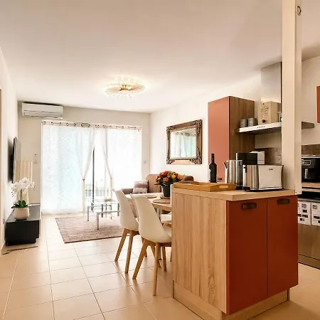 Appartamento New 2-room With Terrace & Air Conditioning
