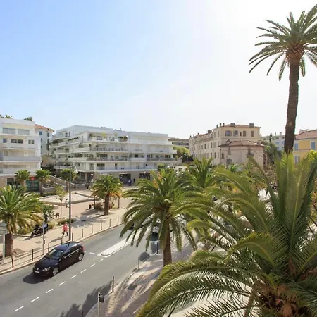 Centre - T2 - Terrasse, Clim & Parking - Ideal Congres